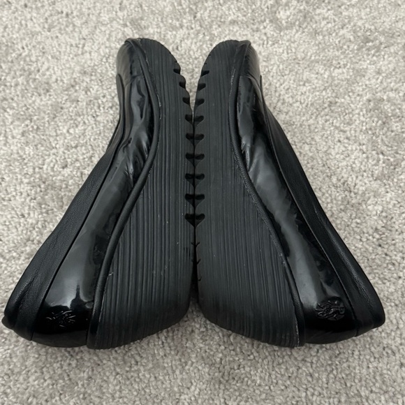 Fly London Yoko Black Patent Leather Wedge Pumps Size 7.5/8 EUR 38 Slip On - Picture 8 of 12